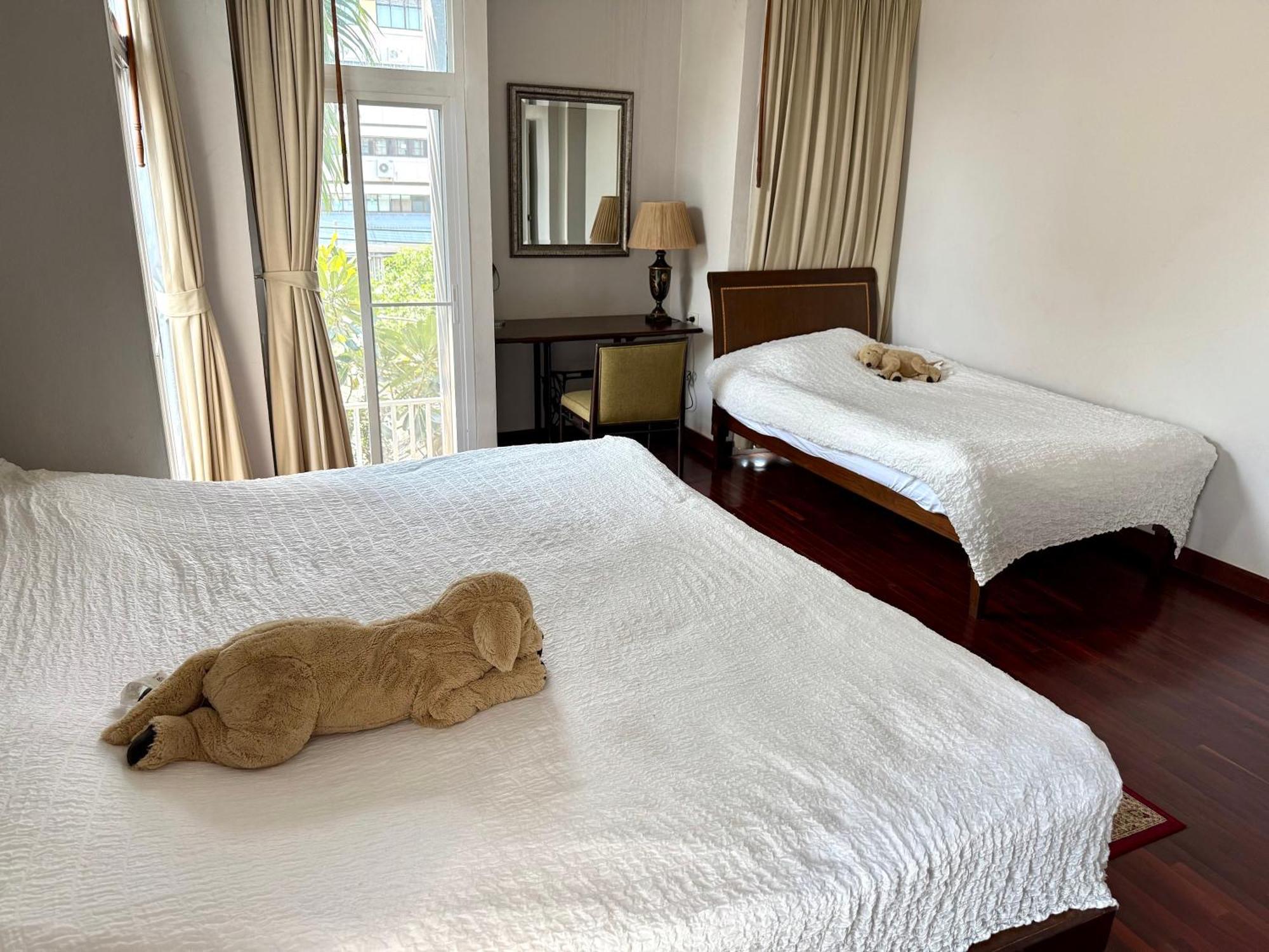 Samsen Suites Spacious 2Br Contemporary Thai Style Бангкок Екстер'єр фото