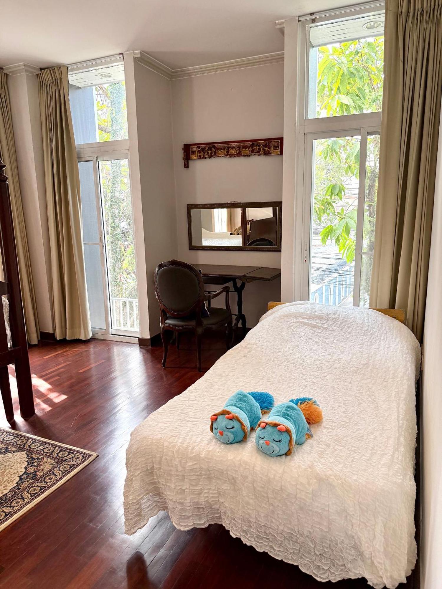Samsen Suites Spacious 2Br Contemporary Thai Style Бангкок Екстер'єр фото